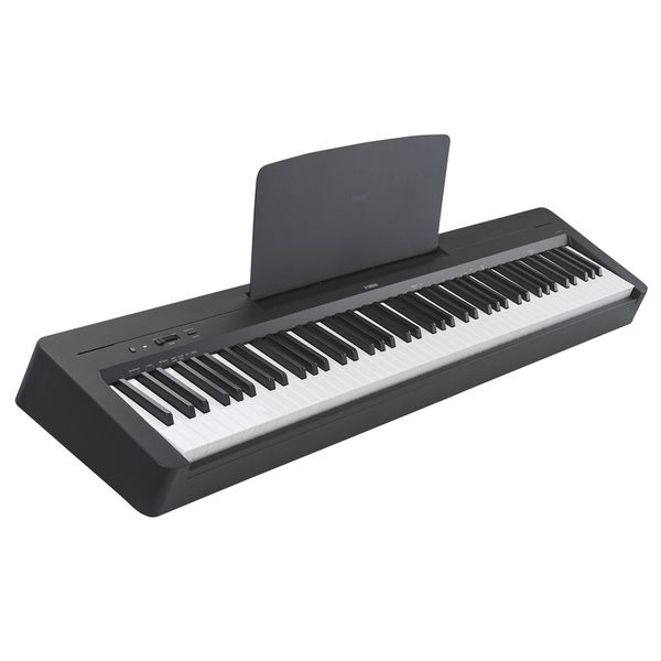 Yamaha P-145 Yamaha P-145