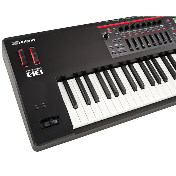 Roland Fantom-08